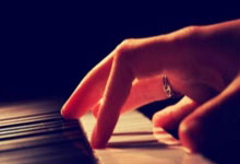 [中超]海港继续连胜 泰山客场完胜扭转局势.